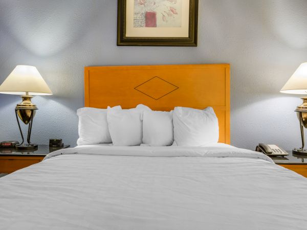 Inn At Lebanon